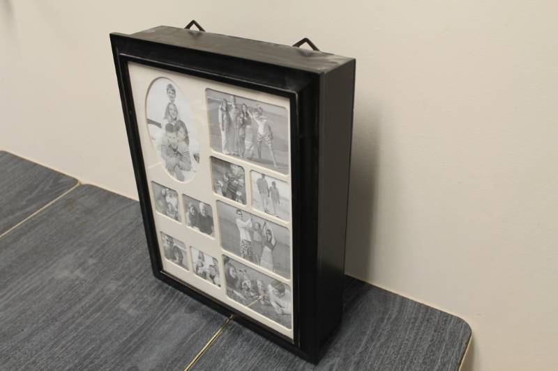 lot 69 image: Picture Frame And Jewelry Box In One Piece