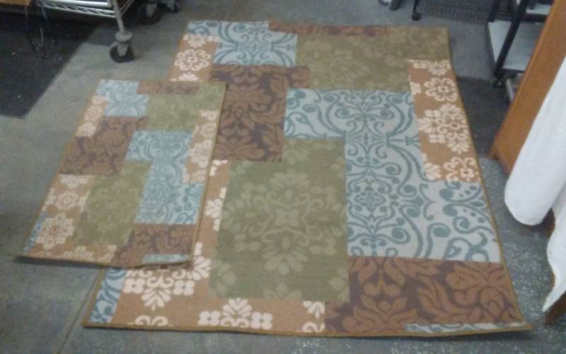 lot 24 image: 2-Rugs Large- 77x60, Small- 45x26