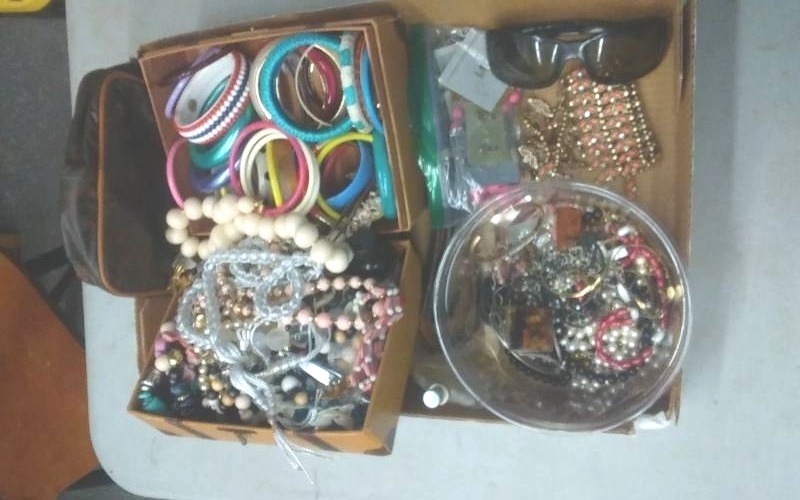 lot 34 image: Box Lot Fashion Jewelry