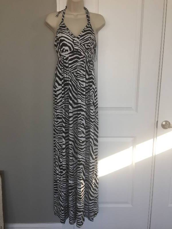 lot 105 image: New EXPRESS Halter Long Dress Size M