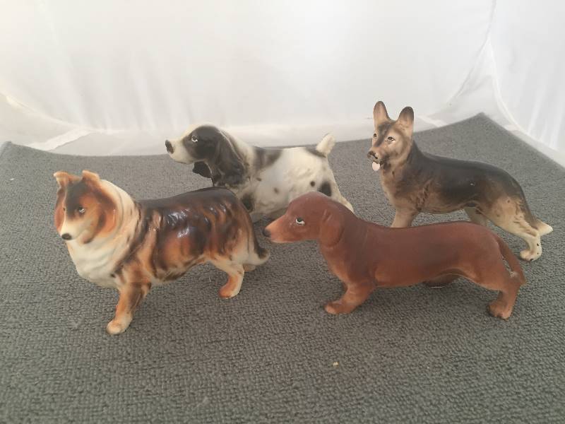 lot 68 image: Vintage Dog Figurines - Spaniel, Dachshund, Collie, German Shepard - Japan paper label