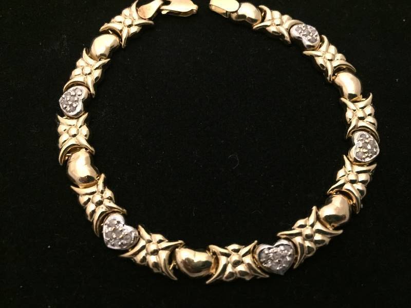 lot 8 image: 10K Gold Bracelet - 7