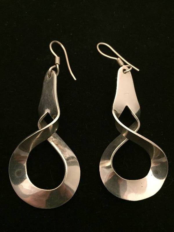 lot 9 image: Long Sterling Silver Geometric Pierced Earrings