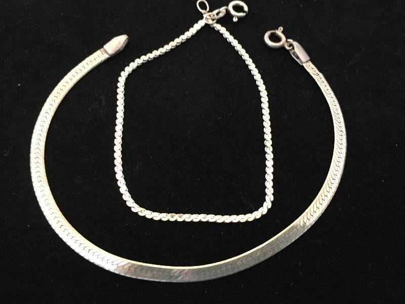 lot 91 image: Qty 2 Sterling Silver Chain Bracelets - 7 long