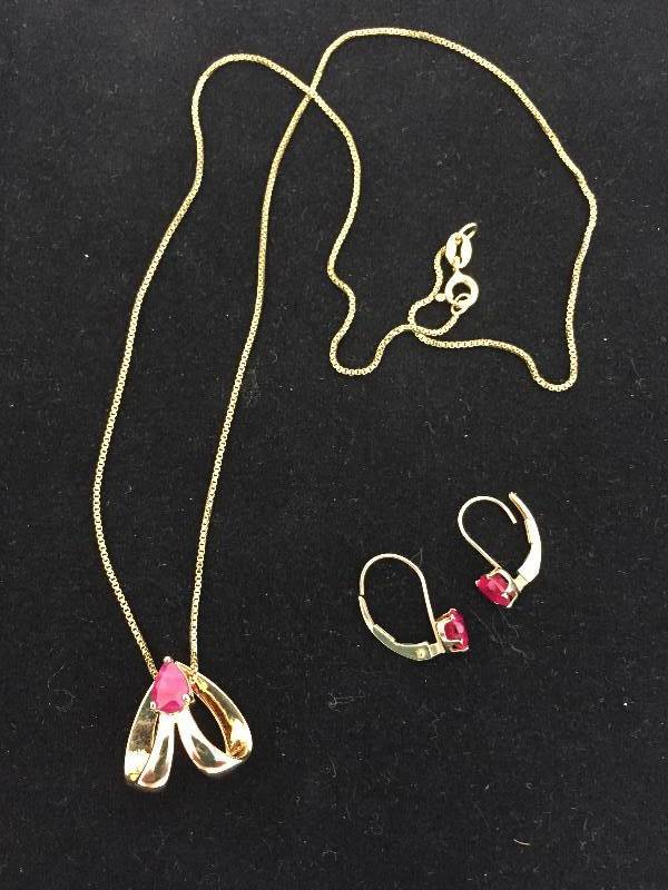 lot 102 image: Sterling Silver Red Stone Necklace & Pierced Earring Set