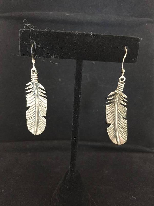 lot 49 image: Sterling Silver Pierced Earrings - Feathers