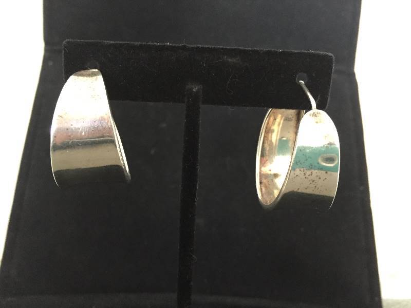 lot 93 image: Sterling Silver Pierced Hoop Earrings