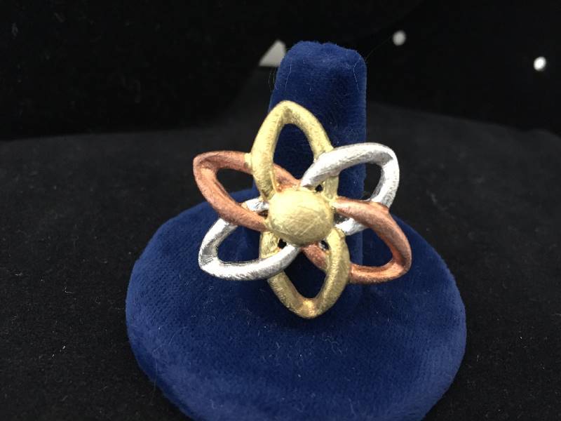 lot 66 image: Sterling Silver Large Flower Ring