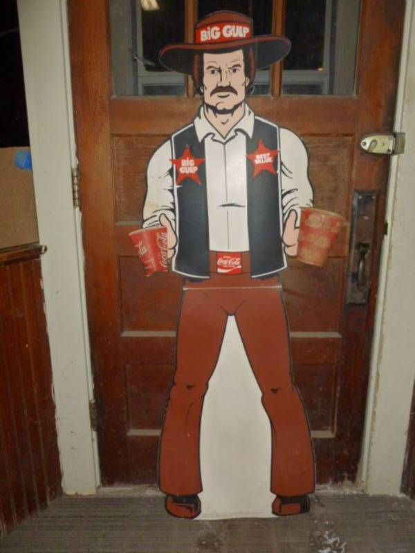 lot 5 image: Vintage Coca-Cola