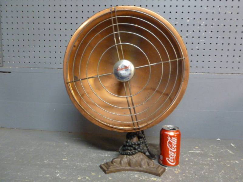 lot 6 image: Antique Copper Heater