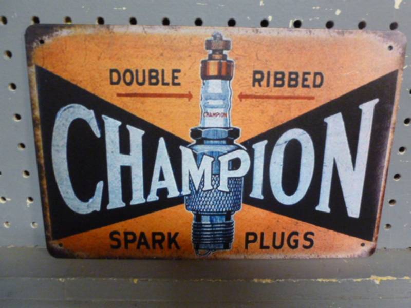 lot 16 image: Sign