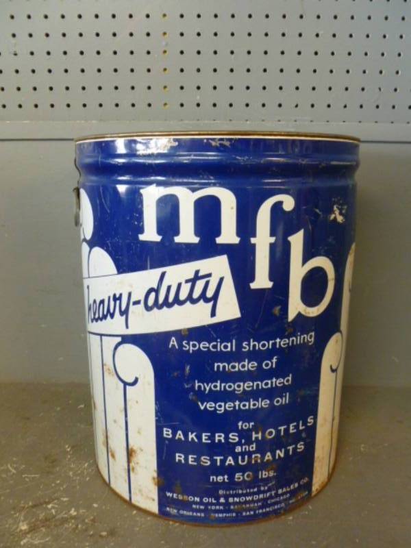 lot 63 image: Vintage Metal Container