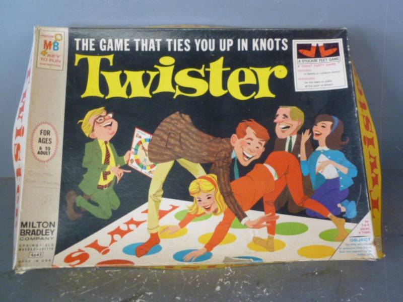 lot 87 image: Vintage Game