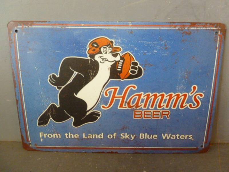 lot 101 image: Sign
