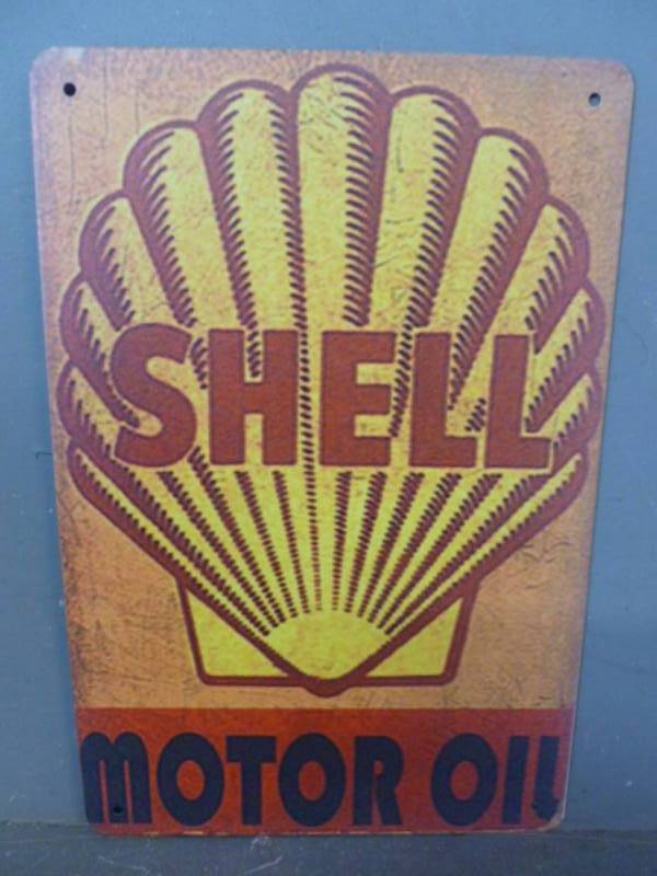 lot 110 image: Sign