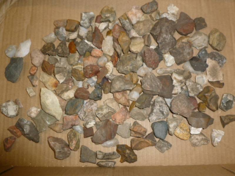 lot 116 image: Collector Rocks