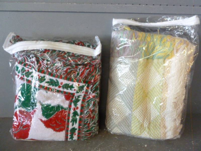 lot 255 image: Throw Blankets