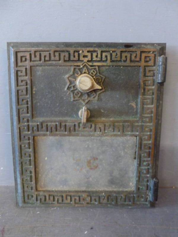 lot 264 image: Vintage Post Office Box Door