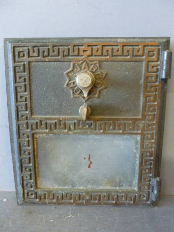 lot 265 image: Vintage Post Office Box Door