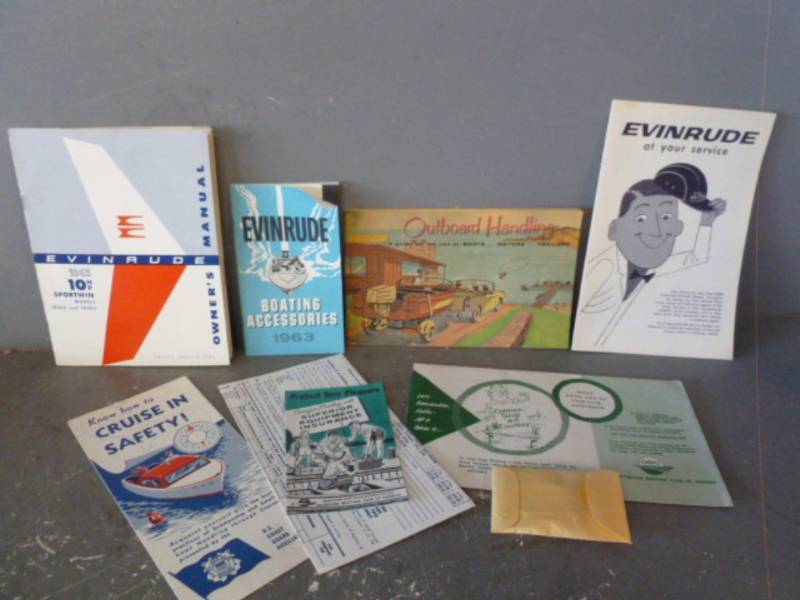 lot 285 image: Vintage Manuals