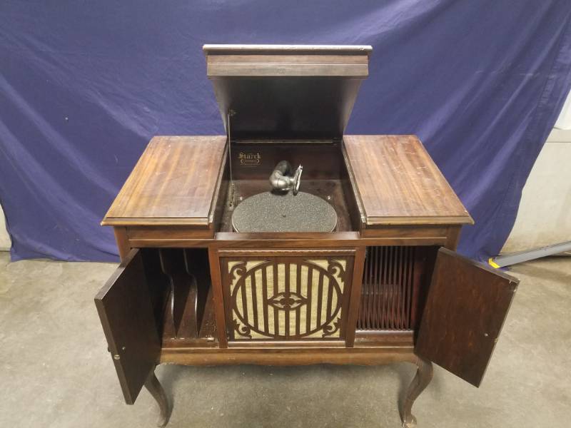 Phonograph