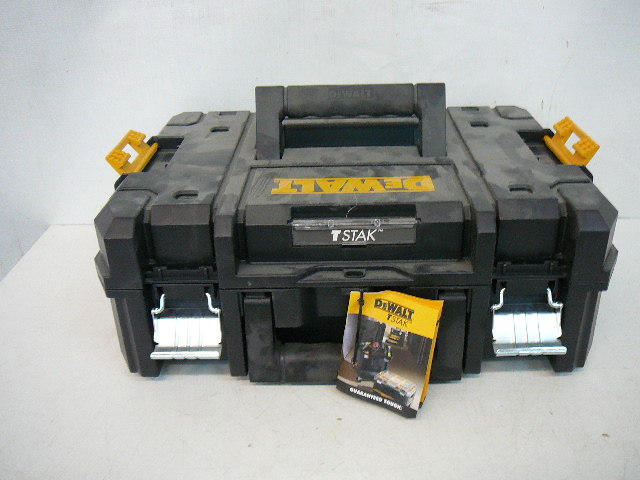 lot 26 image: DeWalt T-Stak Cart Flat Top