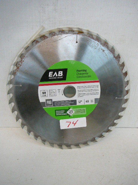 lot 74 image: 12 Woodworking Carbide Saw Blade