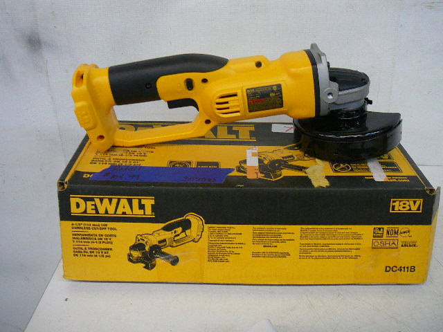 lot 77 image: Dewalt 18v 4 12 Cordless Cut Off Tool