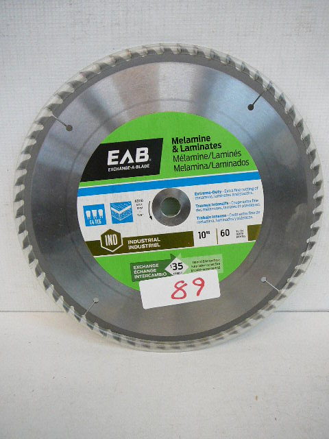 lot 89 image: 10 Woodworking Carbide Saw Blade
