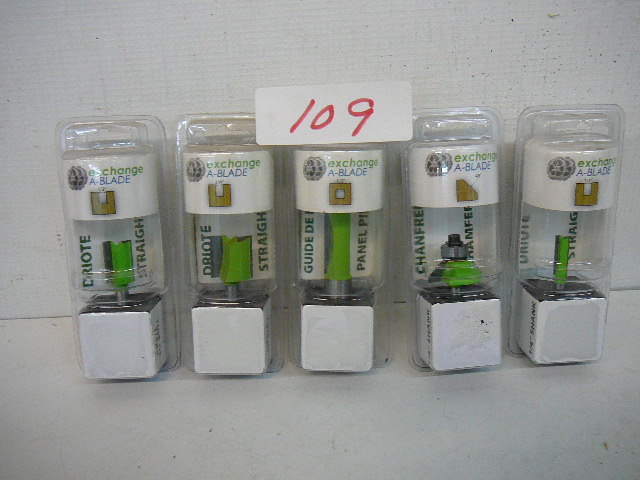 lot 109 image: Router Bits