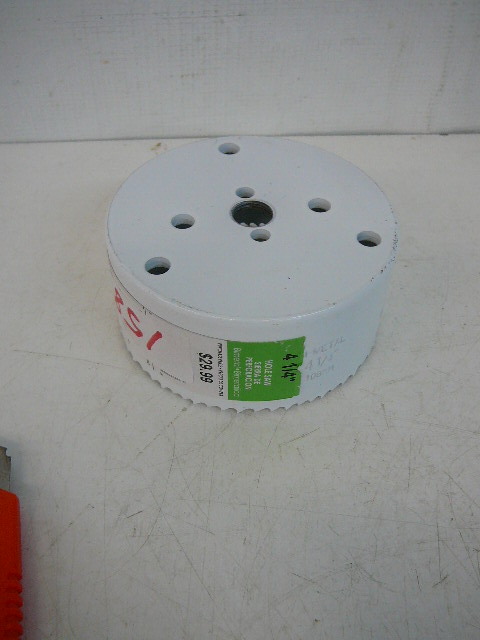 lot 158 image: 4 14 Bi-Metal Hole Saw