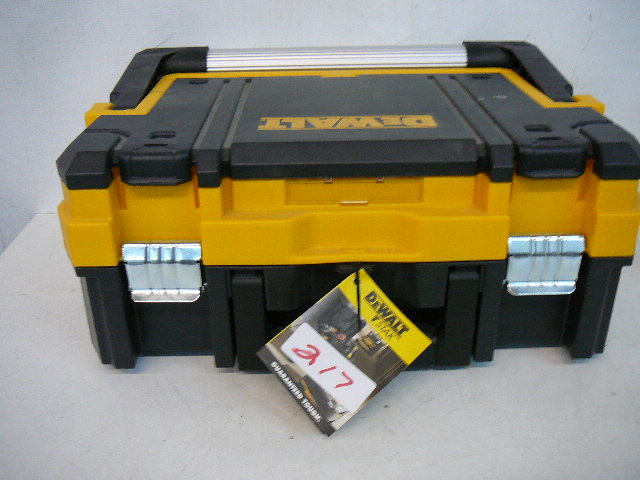 lot 217 image: DeWalt TSTAK Organizer Top Box