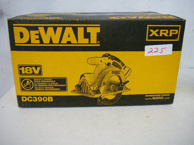 lot 225 image: DeWalt 18 Volt 6 12 Circular Saw Kit