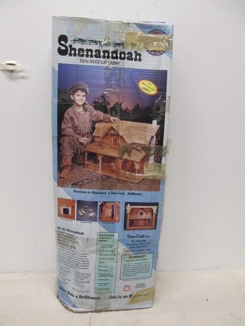 lot 104 image: LARGE Unused Vintage Shenandoah Real Log Cabin Kit