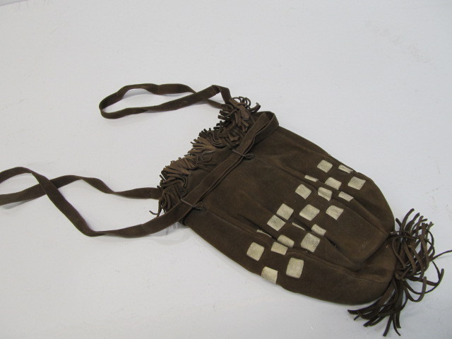 lot 125 image: Original Vintage 1920s Antelope Skin Leather Pouch - wProvenance - 8 tall