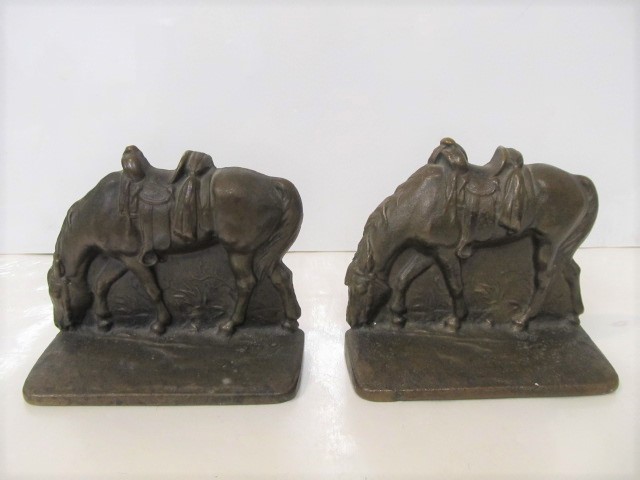 lot 113 image: Pair of Vintage Brass Horse Bookends