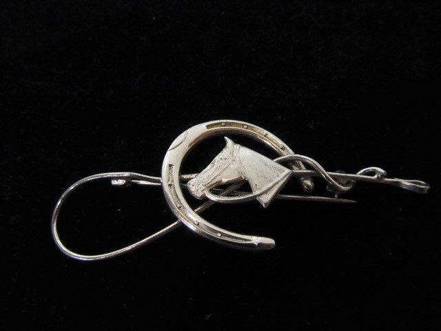 lot 142 image: Sterling Silver Horse Brooch Pin