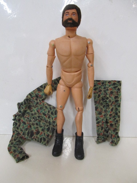 lot 52 image: Nice Original Vintage 1960s GI JOE Adventure Team Commander