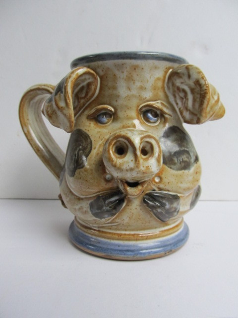 lot 234 image: Large Vintage Figural Stoneware Pig Coffee Mug
