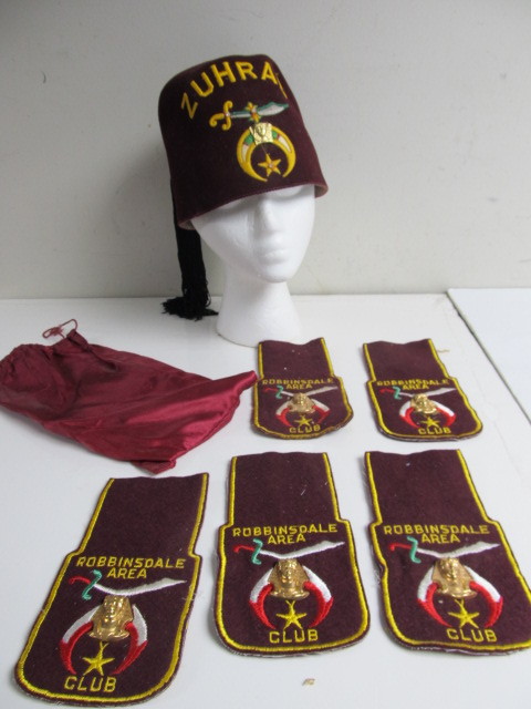 lot 240 image: Group of Vintage Robbinsdale SHRINER Patches & Hat