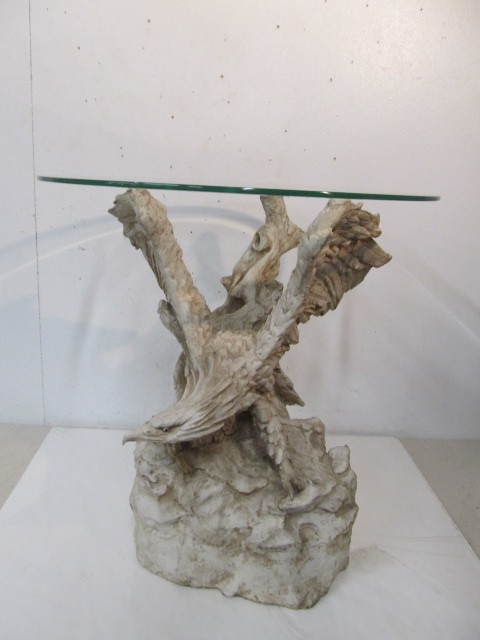 lot 216 image: Highly Detailed Figural Eagle Side Table