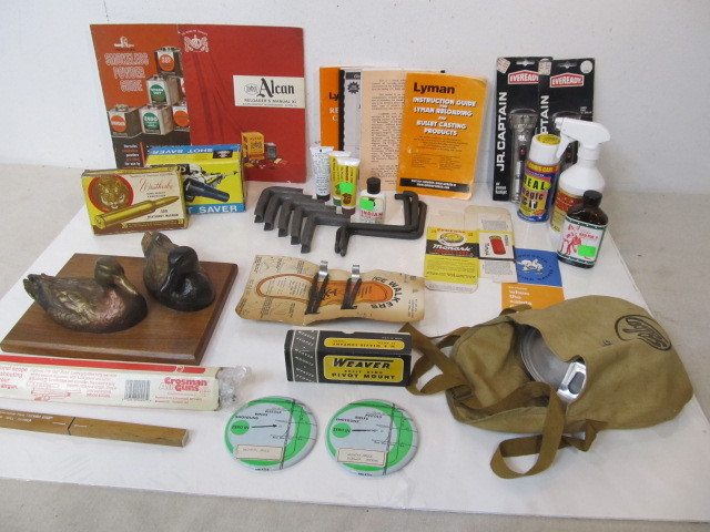 lot 242 image: GREAT Lot of Vintage Hunting & Outdoor Advertising & Collectibles