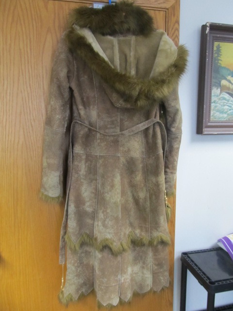 lot 178 image: Ladies Genuine Leather Faux Fur Lined Winter Coat