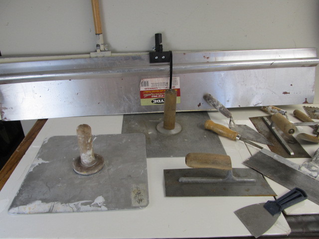 lot 263 image: Group of Assorted Drywall Tools