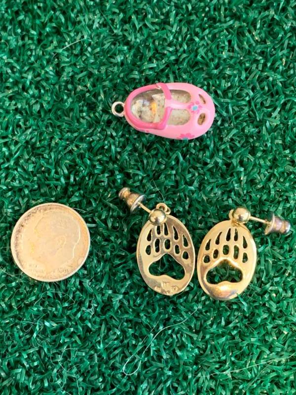 lot 21 image: 10kt Gold Earrings, .925 Silver Italian Charm, 1961 Silver Dime