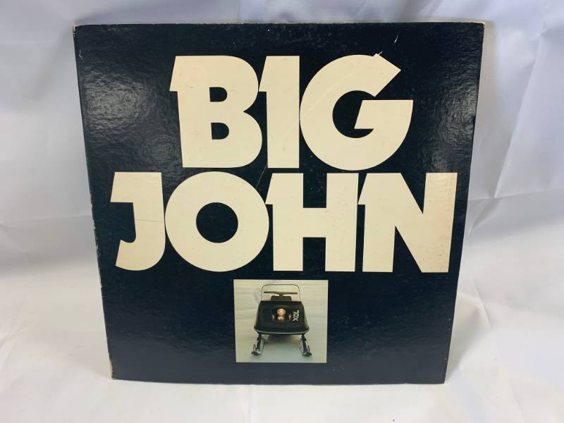 lot 42 image: Big John Deere Record Album