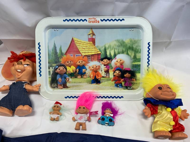 lot 56 image: Vintage Trolls & Troll Tray