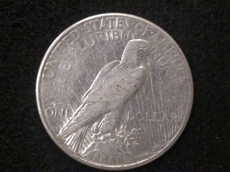 lot 31 image: 1922 S Peace Silver Dollar...
