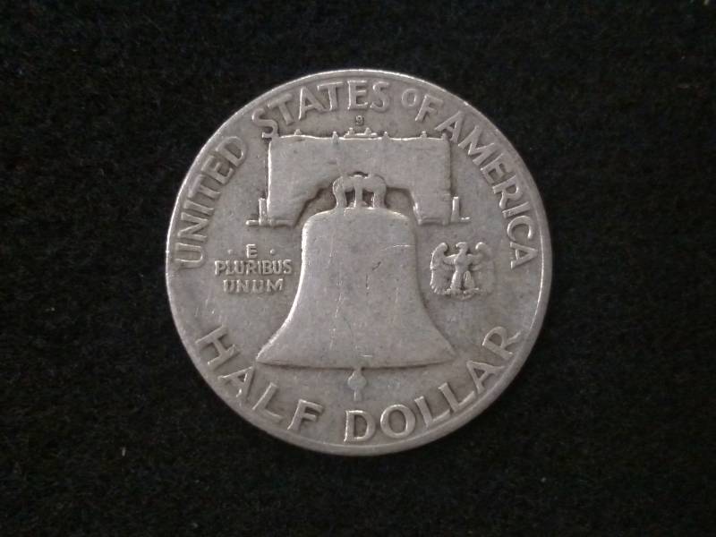 lot 84 image: 1949 S Franklin Silver Half Dollar...
