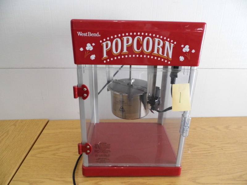 lot 1 image: West Bend Popcorn Popper